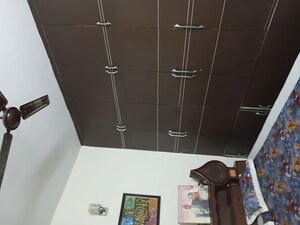 Bedroom in 6+ BHK Independent House at Vasundhara Sector 13 – for Sale
