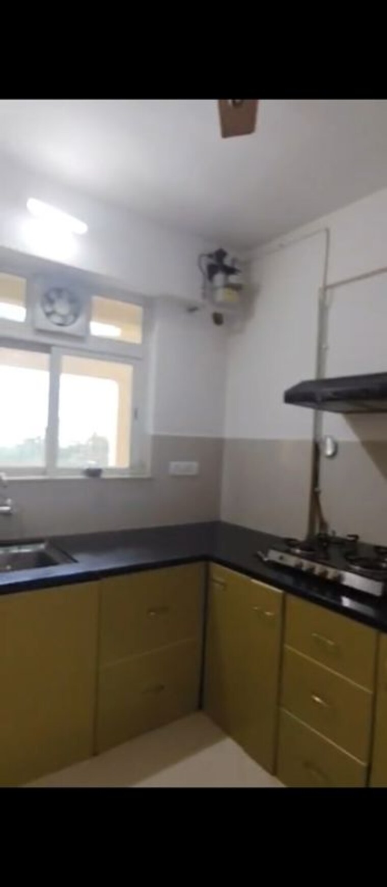 Kitchen, hiranandani-estate 2.5 Bedroom 890 Sq.Ft. Apartment In Ghodbunder Road Thane 10663318