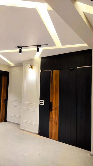 Building Lobby in 3 BHK Builder Floor at Sector 51 – for Sale