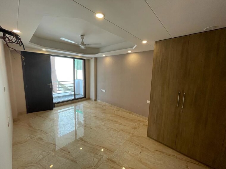 Room, sector 51 4 Bedroom 2100 Sq.Ft. Builder Floor In Sector 51 Gurgaon 10663339