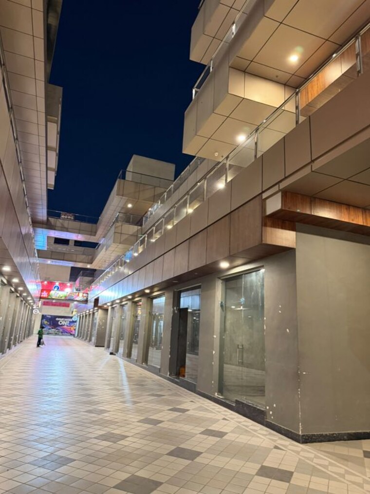 undefined, 83-avenue-oodles-sky-walk Commercial Shop 800 Sq.Ft. In Sector 83 Gurgaon 10663368
