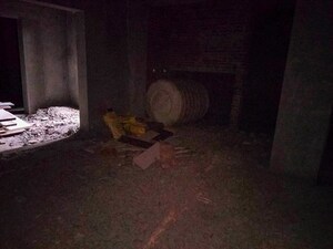 Living Room in  Shop at Vivek Vihar – for Sale