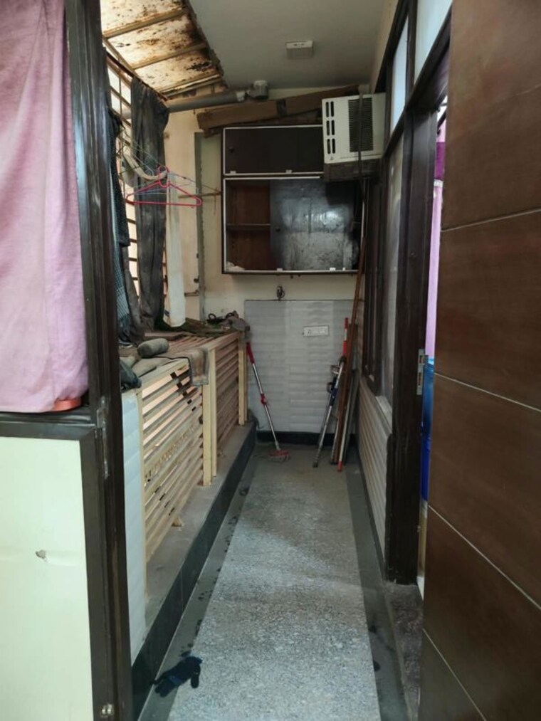 Gym, chattarpur 2 Bedroom 1100 Sq.Ft. Builder Floor In Chattarpur Delhi 10663394