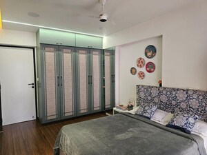 Master Bedroom in 3 BHK Apartment at Unique Shanti Sparsh, Andheri East – for Rent