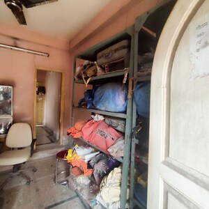 Parking in  Builder Floor at Thakurpukur – for Sale