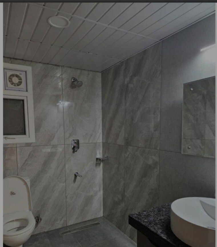 Bathroom, prestige-beverly-hills  1796 Sq.Ft. Apartment In Kokapet Hyderabad 10663472
