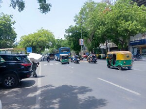 Parking in  Shop at Vijay Char Rasta – for Sale