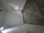 2.5 BHK +  1050 Sq.Ft. Apartment in Mayur Vihar