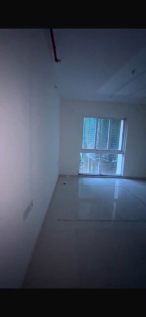 Room in 3 BHK Apartment at Sheth Vasant Lawns, Laxmi Nagar – for Sale