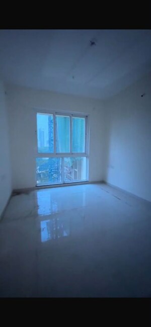 Room in 3 BHK Apartment at Sheth Vasant Lawns, Laxmi Nagar – for Sale