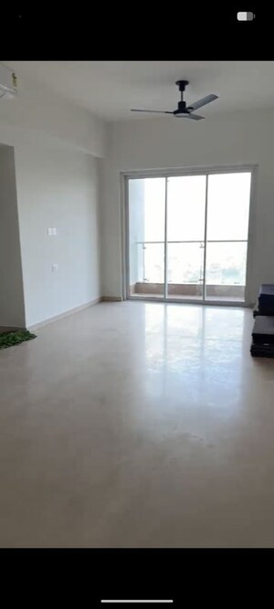 Room in 3 BHK Apartment at L And T Rejuve 360, Mulund West – for Rent