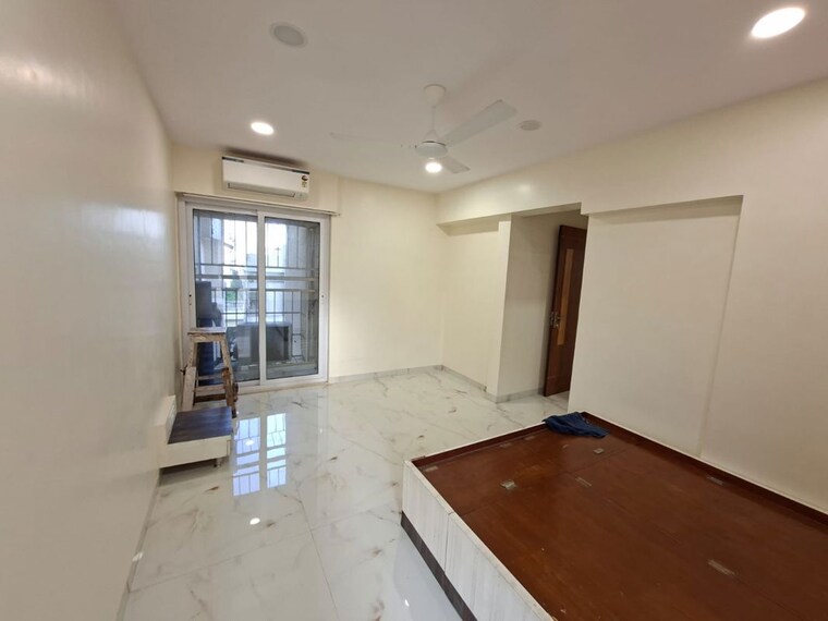 Room, varun-garden 3 Bedroom 1400 Sq.Ft. Apartment In Ghodbunder Road Thane 10663568