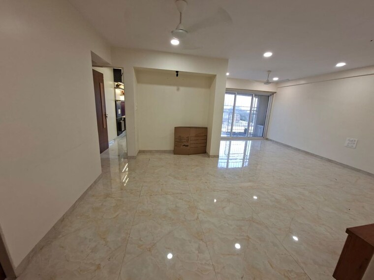 Room, varun-garden 3 Bedroom 1400 Sq.Ft. Apartment In Ghodbunder Road Thane 10663568