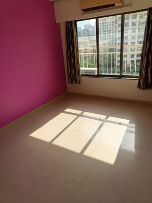 Room in 2 BHK Apartment at Varun Arcade, Manpada – for Rent