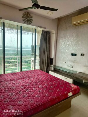 Bedroom in 2 BHK Apartment at Shanti Green Palms, Ghansoli – for Rent