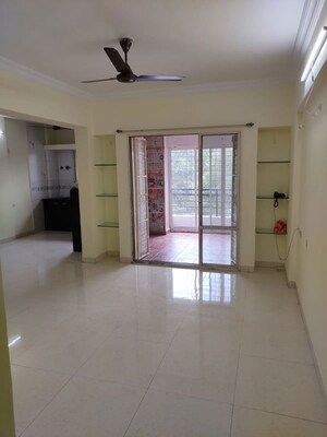 Room in 1 BHK Apartment at Pethkar Samrajya, Kothrud – for Rent