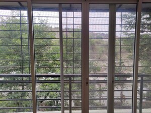 Room in 1 BHK Apartment at Pethkar Samrajya, Kothrud – for Rent