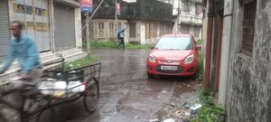 Parking in  Shop at Dum Dum – for Sale