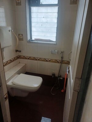 Bathroom in 2.5 BHK Apartment at Ajmera Pristine, Borivali West – for Rent