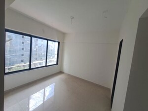 Room in 2 BHK Apartment at Runwal Forests, Kanjurmarg West – for Rent