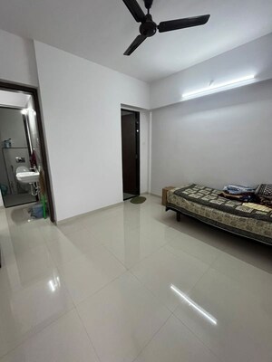 Room in 3 BHK Apartment at Janhavi Apartment, Kothrud – for Rent