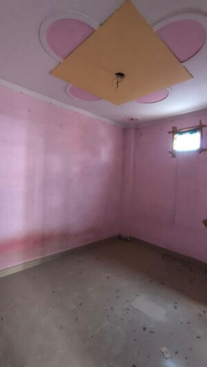 Room in  Builder Floor at Uttam Nagar – for Sale