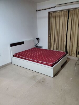 Bedroom in 4 BHK Apartment at Lake Front Solitaire, Powai – for Sale