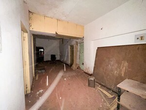 Room in  Apartment at Jayanagar – for Sale