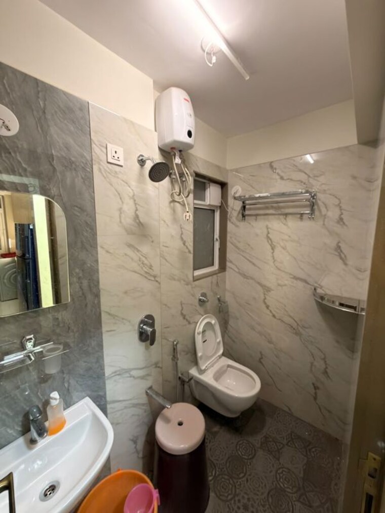 Bathroom, adityaraj-shivraj 2 Bedroom 533 Sq.Ft. Apartment In Vikhroli East Mumbai 10663810