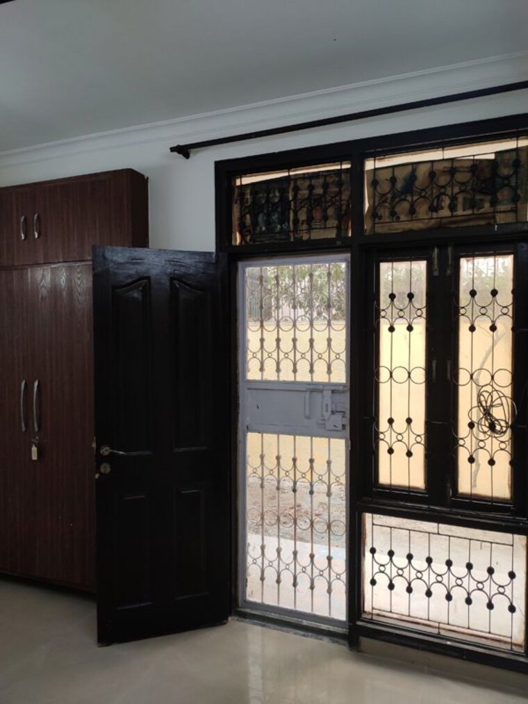 Room, ansal-oriental-villa 3.5 Bedroom 2000 Sq.Ft. Builder Floor In Sushant Lok Iii Gurgaon 10663850