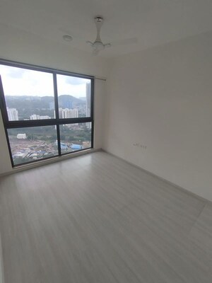 Room in 3 BHK Apartment at Runwal Bliss, Kanjurmarg East – for Rent