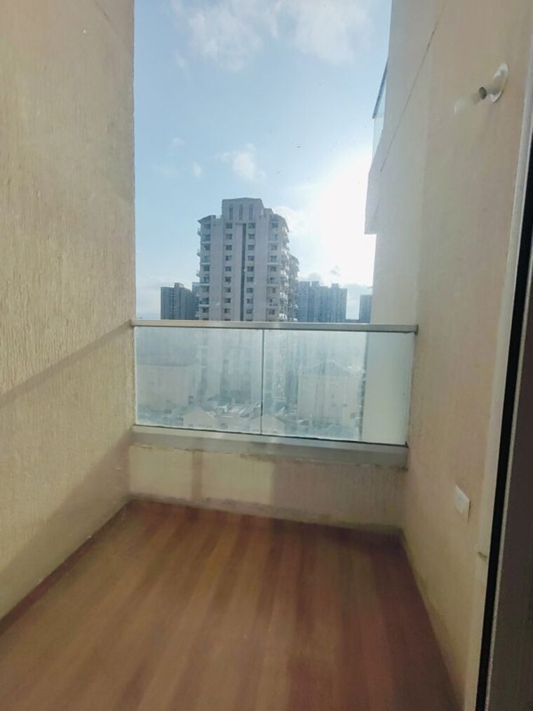 Balcony, vtp-leonara 1 Bedroom 450 Sq.Ft. Apartment In Mahalunge Pune 10663877