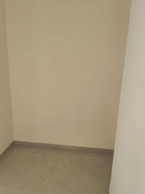 Room in 3 BHK Apartment at Sai Krupa CHS Borivali West, Borivali West – for Rent