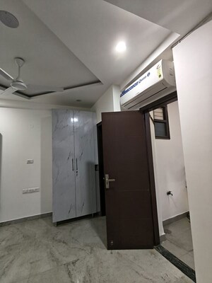 Building Lobby in 3 BHK Builder Floor at Malviya Nagar – for Rent