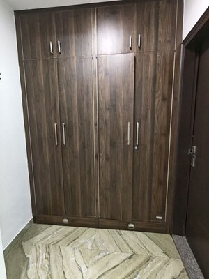 Building Lobby in 3 BHK Builder Floor at Malviya Nagar – for Rent