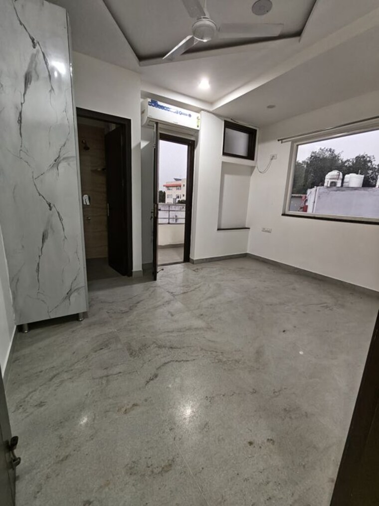 Room, malviya nagar 3 Bedroom 1500 Sq.Ft. Builder Floor In Malviya Nagar Delhi 10663920