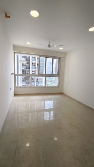 Room in 2 BHK Apartment at Group Satellite Elegance, Goregaon East – for Rent