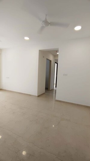 Room in 2 BHK Apartment at Group Satellite Elegance, Goregaon East – for Rent