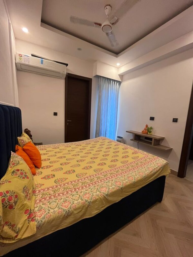 Bedroom, raj-one-good-earth 3 Bedroom 1650 Sq.Ft. Apartment In Sector 71 Gurgaon 10663970