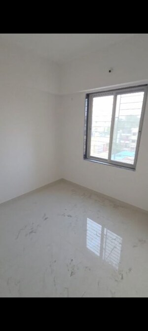 Room in 3 BHK Apartment at Dwarka Lords, Pimple Saudagar – for Rent