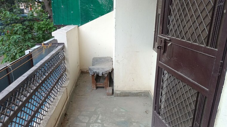 Balcony, vaishali sector 2 1 Bedroom 550 Sq.Ft. Builder Floor In Vaishali Sector 2 Ghaziabad 10663991