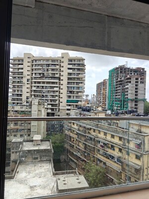1 BHK Apartment – Exterior View View at Siddha Sky, Sion - for Rent