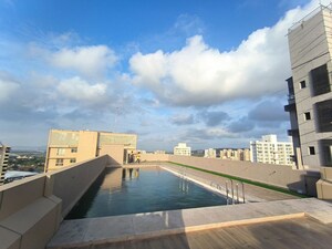 Swimming Pool in 3 BHK Apartment at Supreme Elenor, Chembur – for Rent