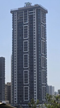 Showroom For Sale in IM Applaud 38