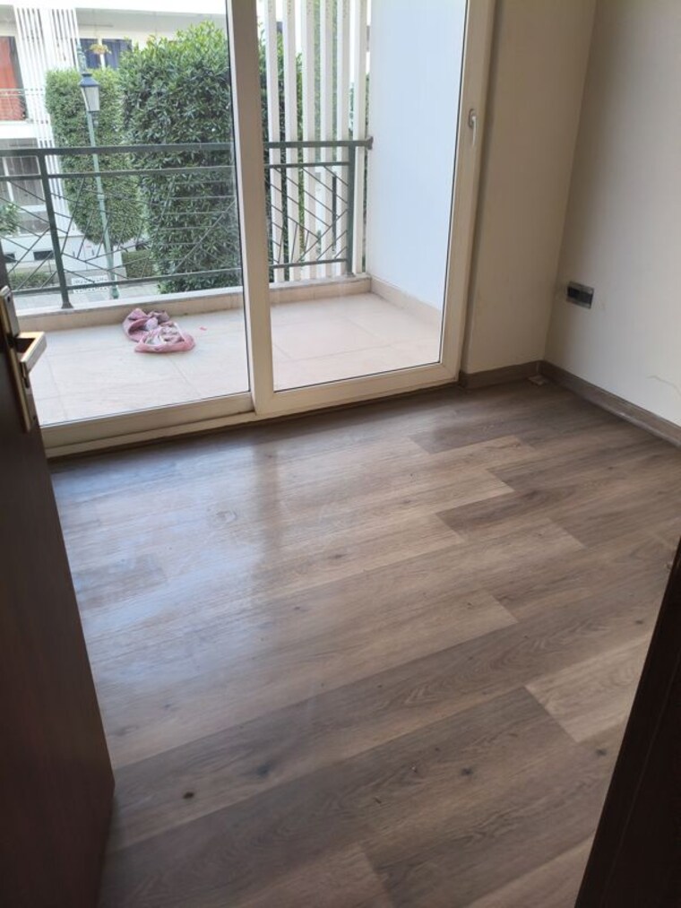 Room, central-park-flower-valley 2.5 Bedroom 1093 Sq.Ft. Builder Floor In Sohna Sector 33 Gurgaon 10663996