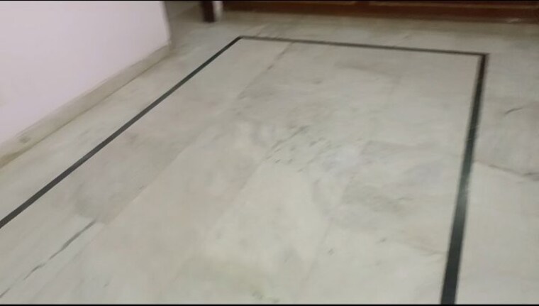 Room, vaishali sector 2 2 Bedroom 970 Sq.Ft. Builder Floor In Vaishali Sector 2 Ghaziabad 10664028