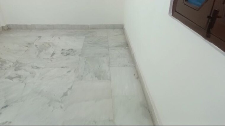 Room, vaishali sector 2 2 Bedroom 970 Sq.Ft. Builder Floor In Vaishali Sector 2 Ghaziabad 10664028