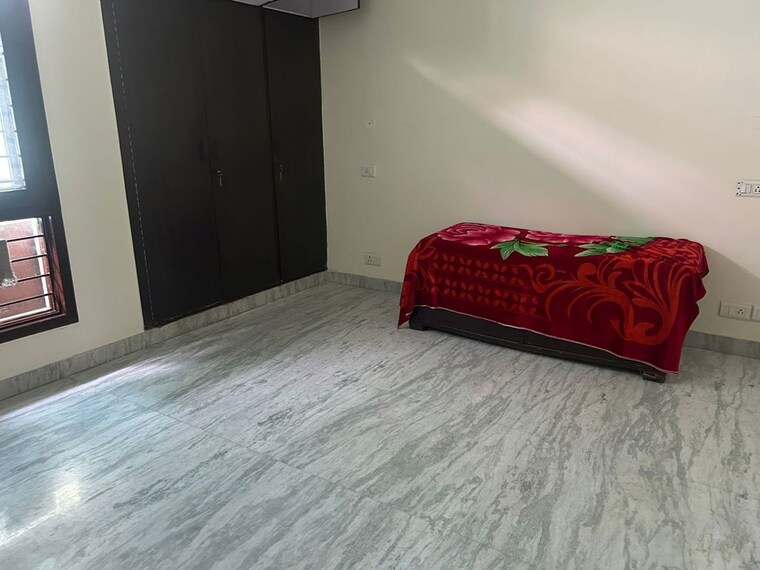 Bedroom, ansal-plaza-sector-23 3 Bedroom 360 Sq.Yd. Builder Floor In Sector 23 Gurgaon 10664077