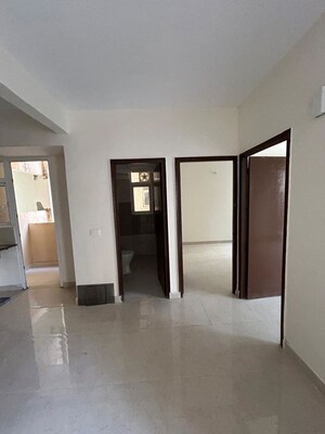 Room in 2 BHK Apartment at GLS Avenue 81, Sector 81 – for Rent