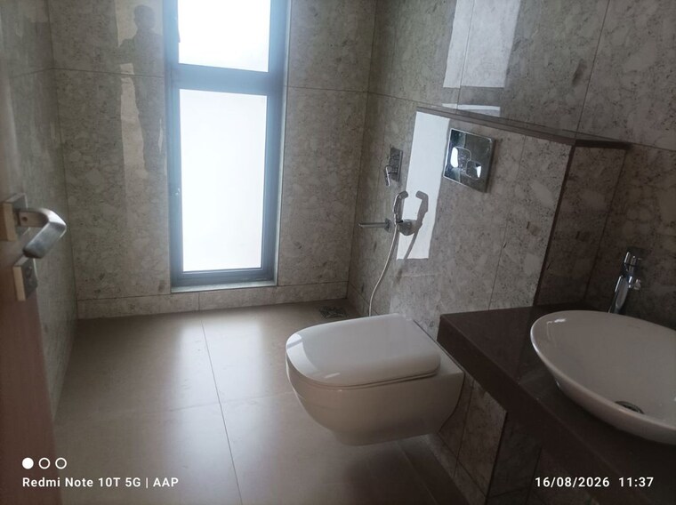 Bathroom, raymond-the-invictus-by-gs 4 Bedroom 1500 Sq.Ft. Apartment In Pokhran Road No One Thane 10664092